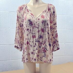 Maurice’s Floral V-Neck Women's Top - Cream and Pink​​​​